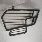 RIGHT SAREE GUARD BAJAJ PULSAR N250 PREMIUM - Image 2