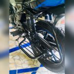 LEFT SAREE GUARD BAJAJ PULSAR DD PREMIUM - Image 2