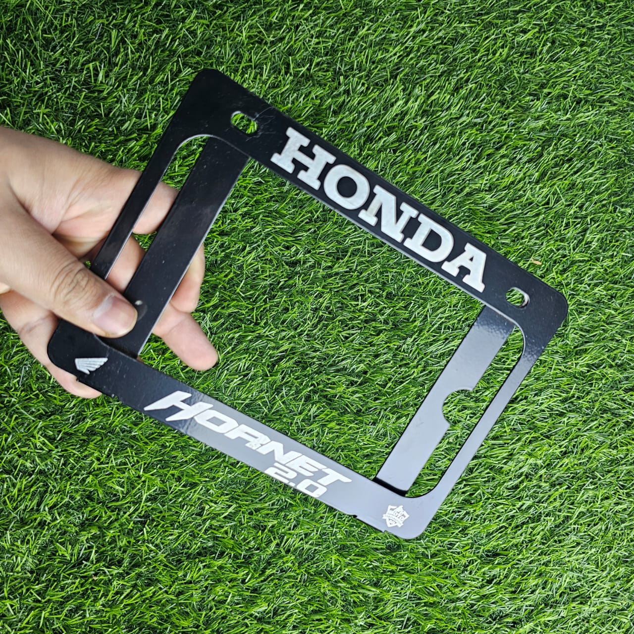 IMG-20221218-WA00004.jpg NUMBER PLATE COVER HONDA HORNET 2.0 PREMIUM - Image 1