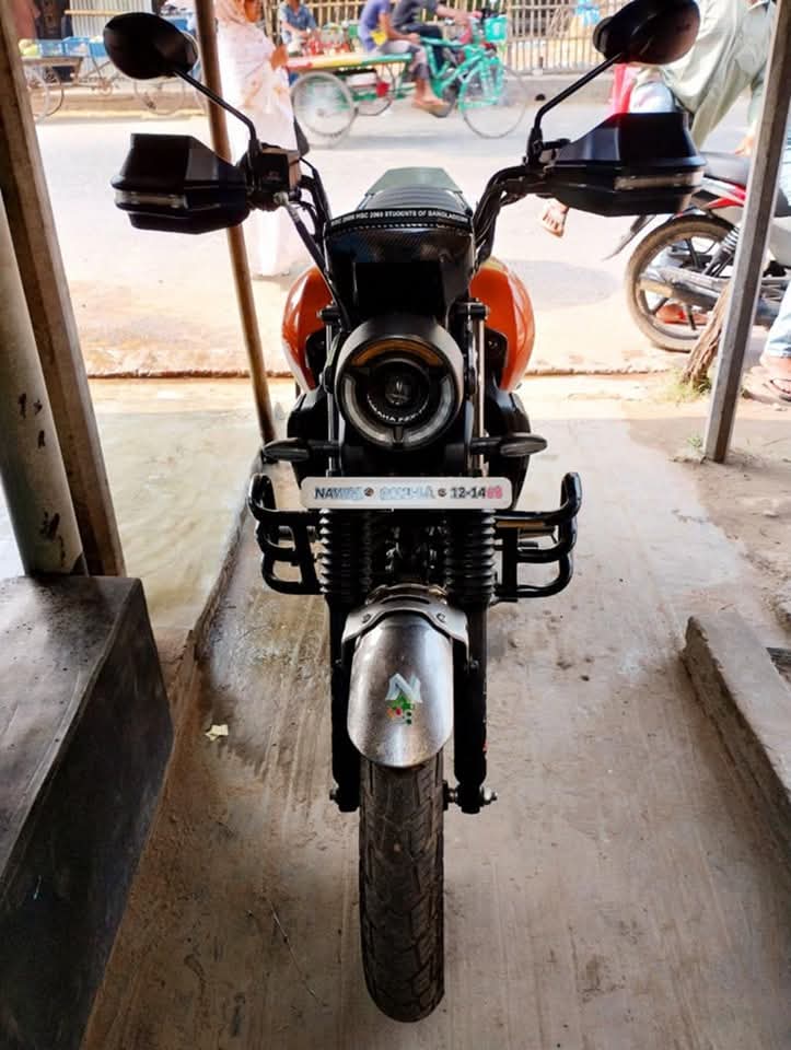 Leg-guard-3950.jpg LEG GUARD YAMAHA XSR155 PREMIUM - Image 1
