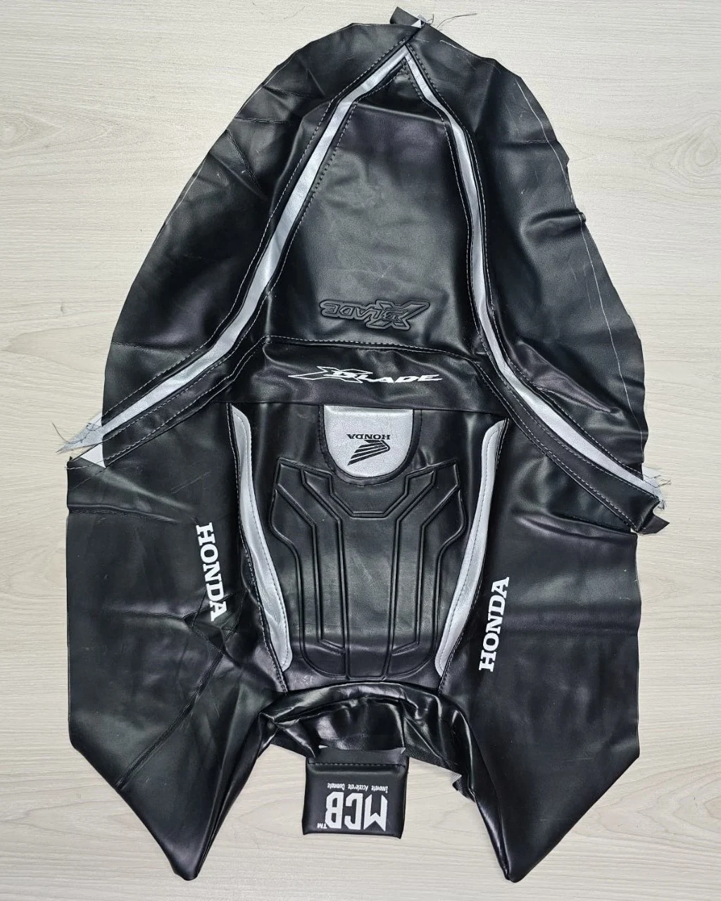 WhatsApp Image 2025-03-27 at 12.50.37_1c6aa306 SEAT COVER HONDA X BLADE PREMIUM - Image 1