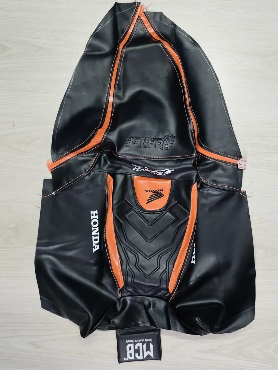 WhatsApp-Image-2025-03-27-at-12.50.42_08999eef SEAT COVER HONDA HORNET PREMIUM - Image 1